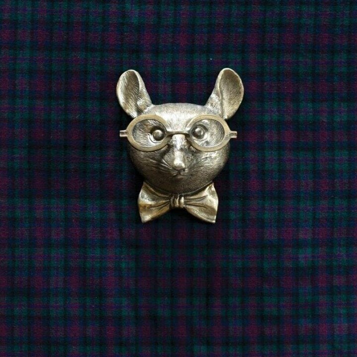 Rustic Deer Head Wall Art with Textured Antlers for Home Decor