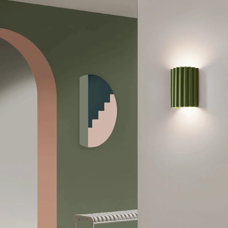 Scandinavian Ribbed Wall Light – Modern Minimalist Lighting Fixture